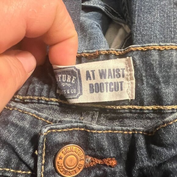 Levi Strauss & Co Signature At Waist Bootcut Misses 16 Medium Dark Wash - Picture 2 of 10